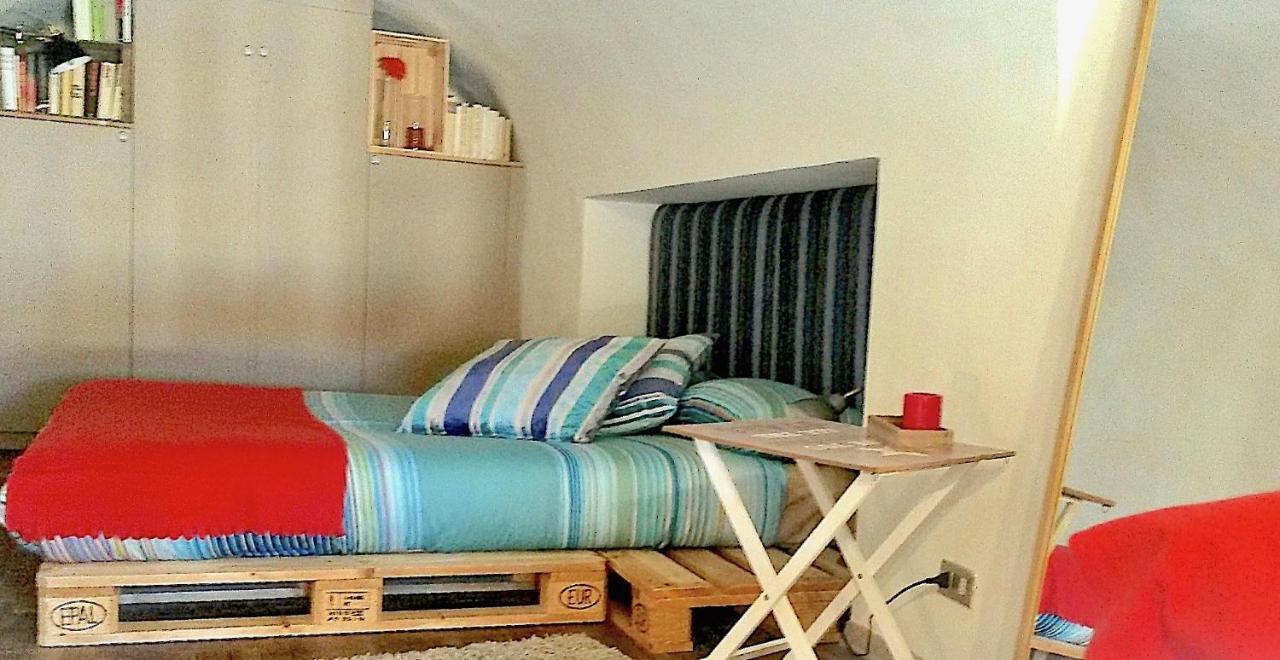 A Casa Nostra Nel Centro Storico Apartment Turin Bagian luar foto