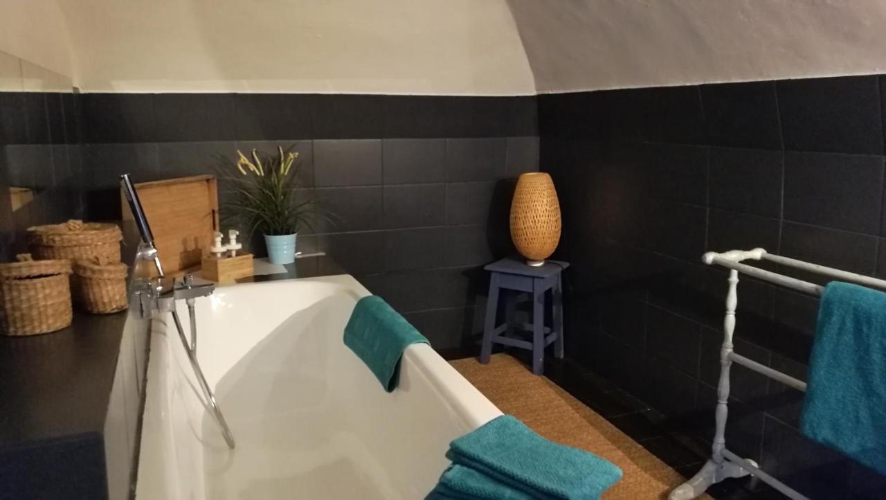 A Casa Nostra Nel Centro Storico Apartment Turin Bagian luar foto