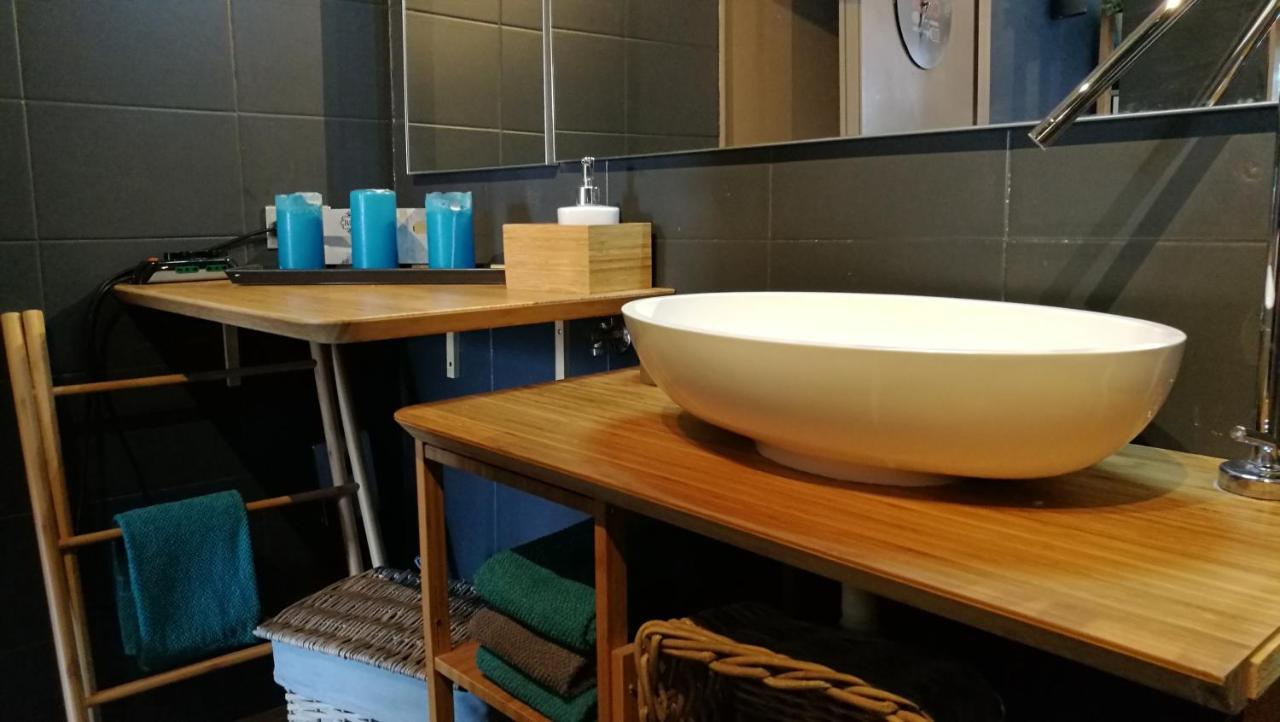 A Casa Nostra Nel Centro Storico Apartment Turin Bagian luar foto
